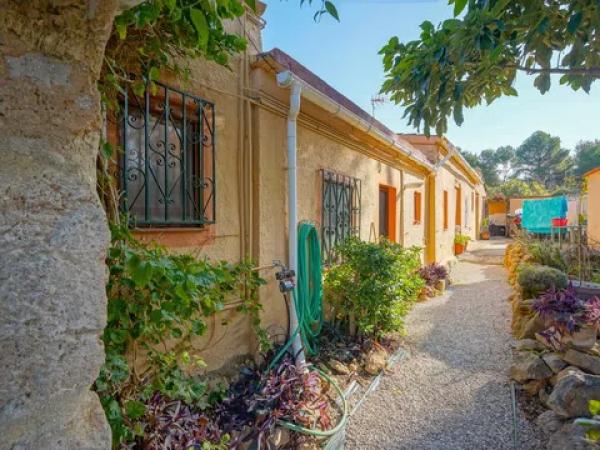 Casa independiente en camino dels Molins