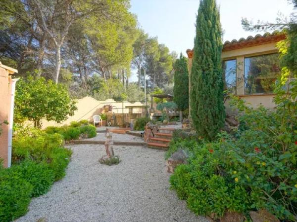 Casa independiente en camino dels Molins