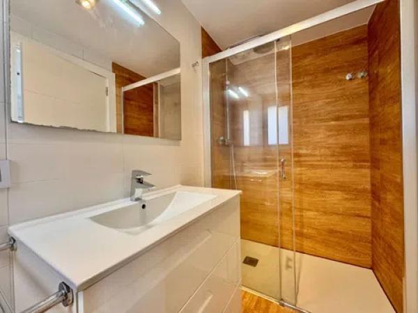 Casa independiente en calle Hércules