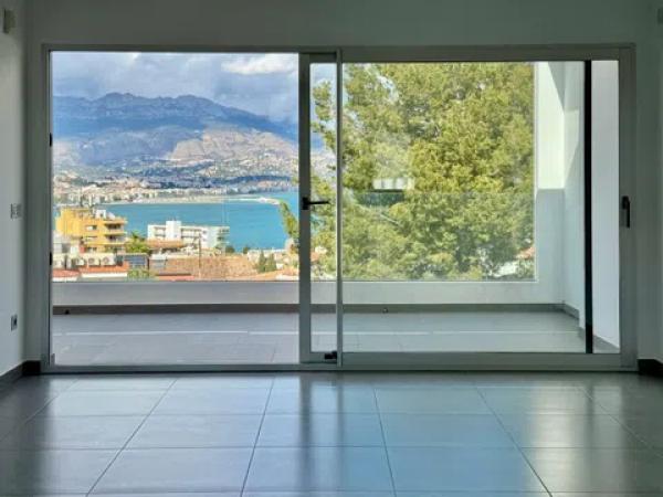 Casa independiente en calle Hércules