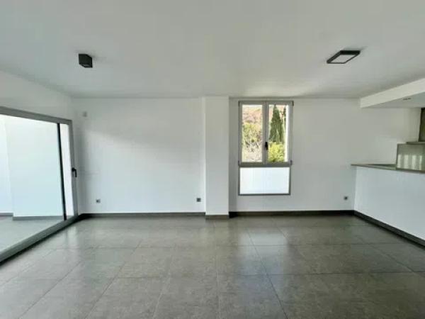 Casa independiente en calle Hércules