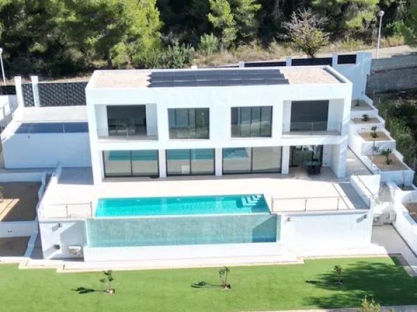 Chalet en Partida Comunes-Adsubia