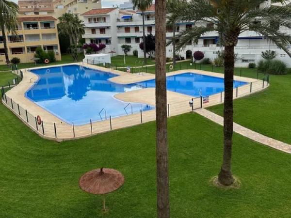 Piso en calle Atenas, 37