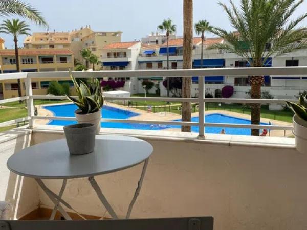 Piso en calle Atenas, 37