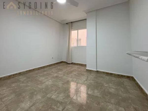 Piso en calle Alfredo Sánchez Torres