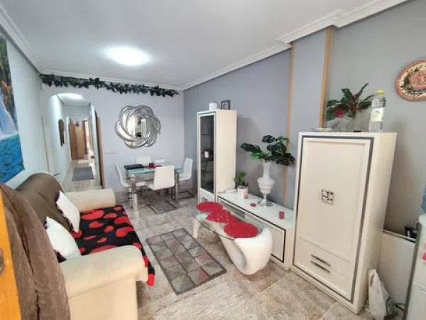 Piso en Barrio Centro - Muelle Pesquero