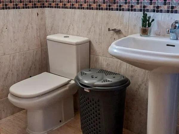 Chalet adosado en avenida de Castalla, 1