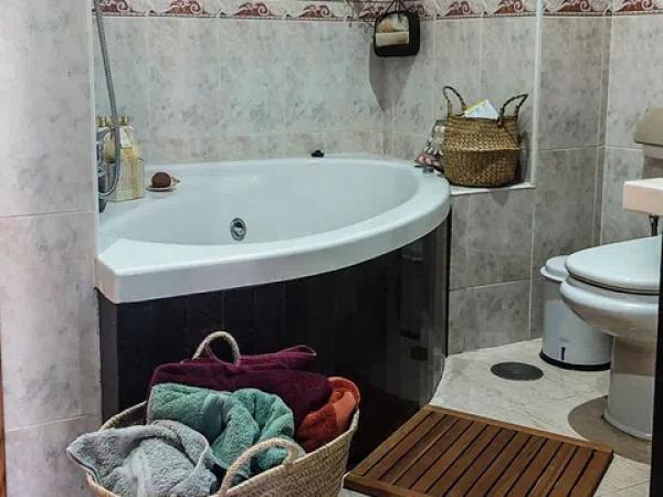 Chalet adosado en avenida de Castalla, 1