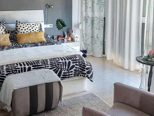 Chalet adosado en avenida de Castalla, 1