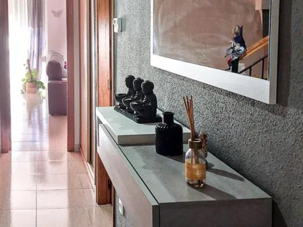 Chalet adosado en avenida de Castalla, 1