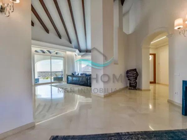 Casa independiente en calle Costa Azul