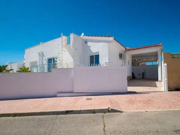 Chalet adosado en avenida de La Costa Azul, 93