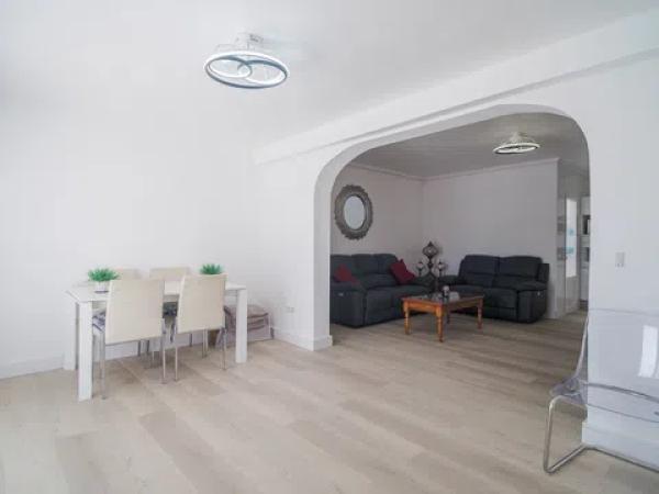 Chalet adosado en avenida de La Costa Azul, 93