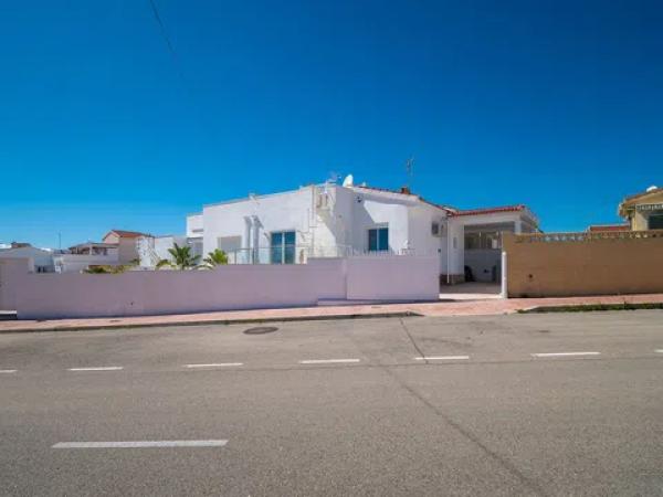 Chalet adosado en avenida de La Costa Azul, 93