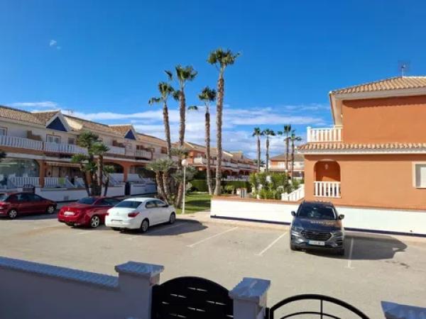 Chalet adosado en dona pepa s/n