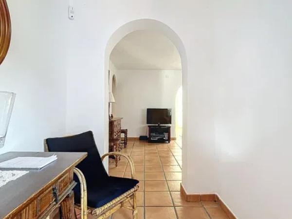 Chalet pareado en calle Marfil