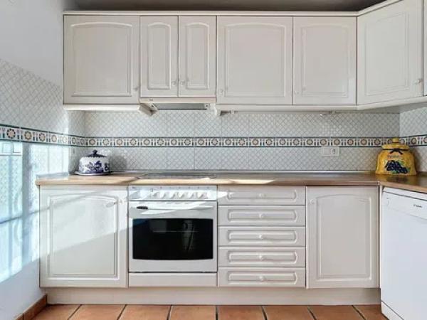 Chalet pareado en calle Marfil