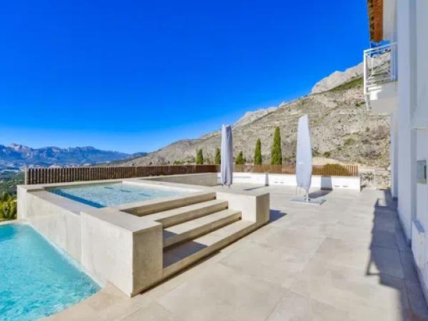 Casa independiente en calle Costa Azul