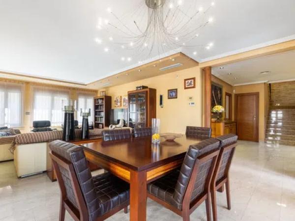 Casa independiente en calle la Carretera