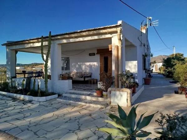 Casa independiente en calle Lezuza, 4 e