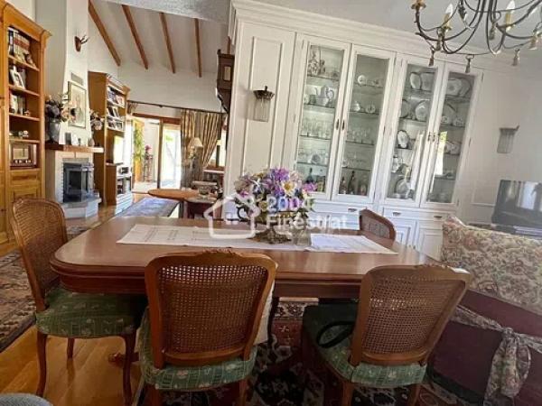 Casa independiente en avenida Doctor Severo Ochoa