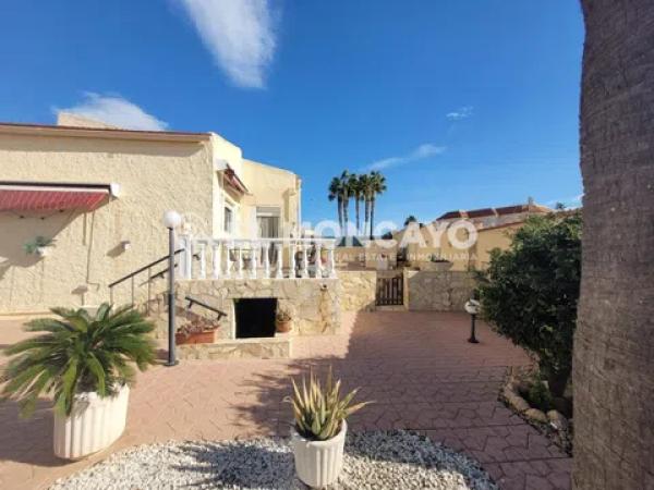 Casa independiente en calle Coliseo de Roma