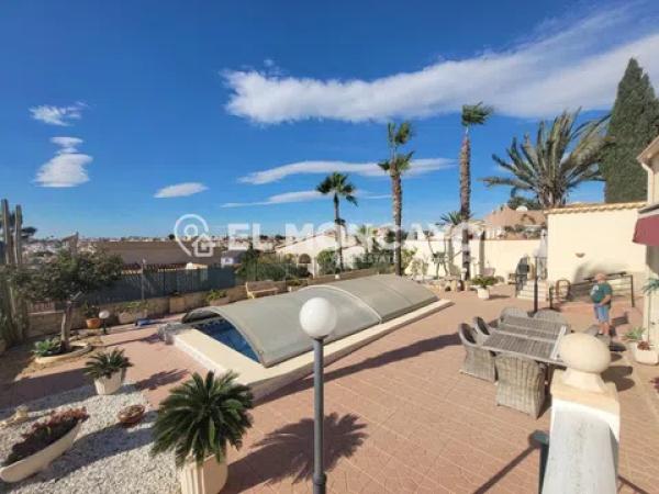 Casa independiente en calle Coliseo de Roma