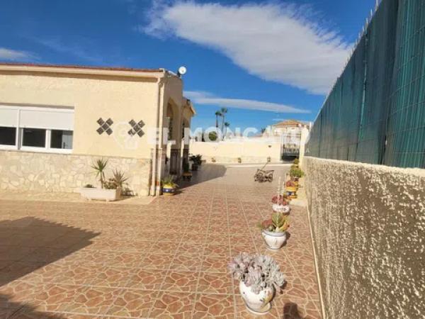 Casa independiente en calle Coliseo de Roma