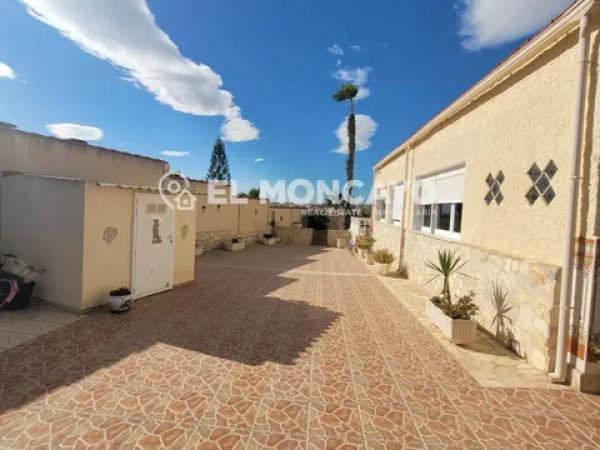 Casa independiente en calle Coliseo de Roma