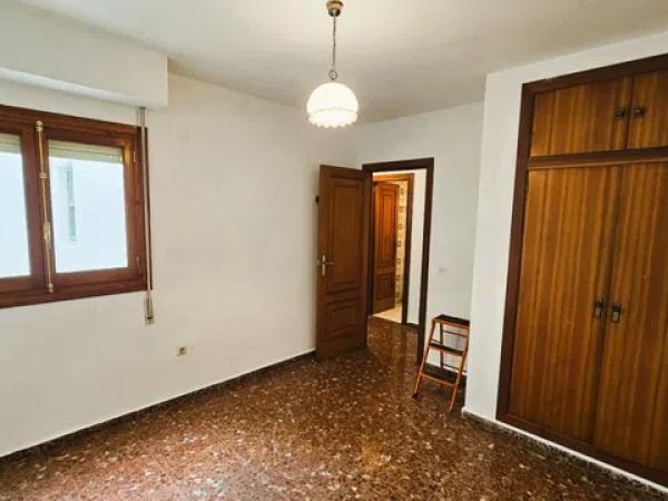 Piso en calle Andrés Lambert, 9