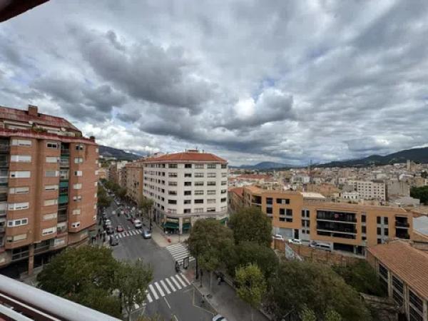 Piso en Barri Santa Rosa