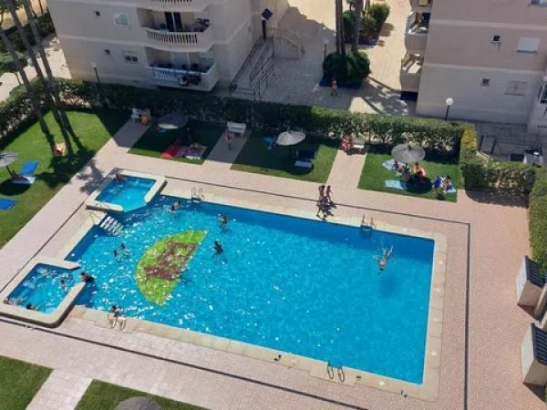 Piso en avenida Costa Blanca