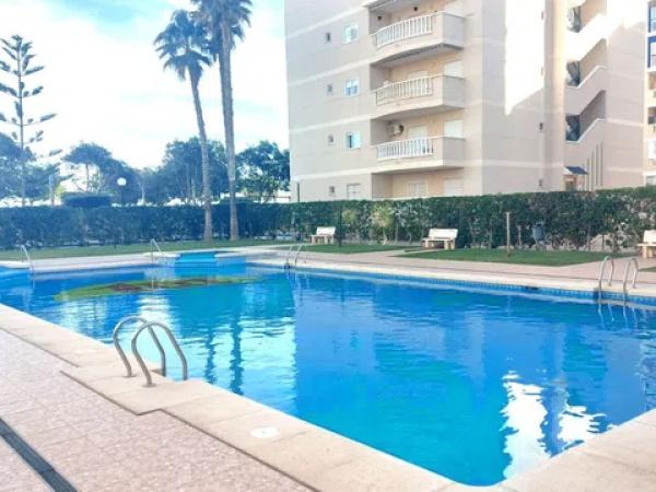 Piso en avenida Costa Blanca