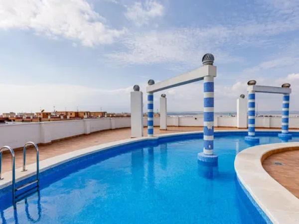 Piso en calle Caritas s/n