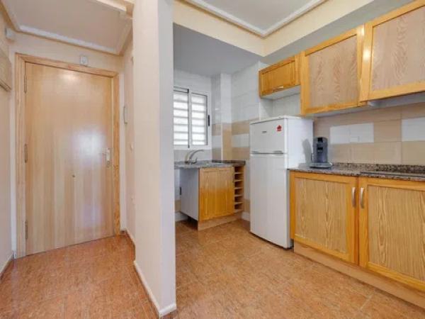 Piso en calle Caritas s/n