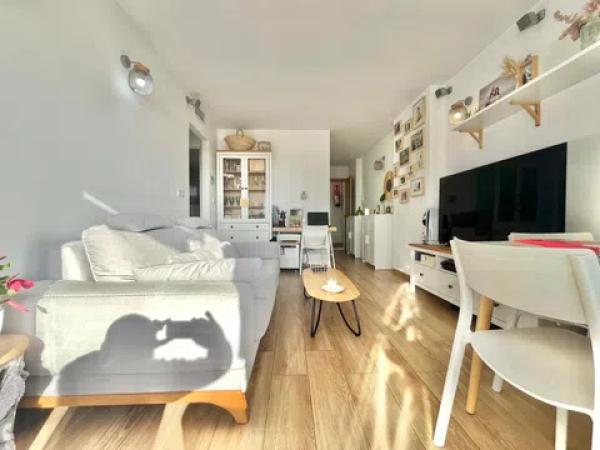 Piso en calle Joven Pura, 71