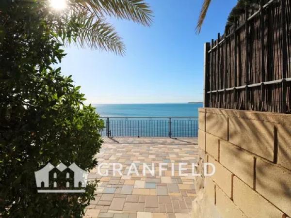 Chalet en Punta Prima