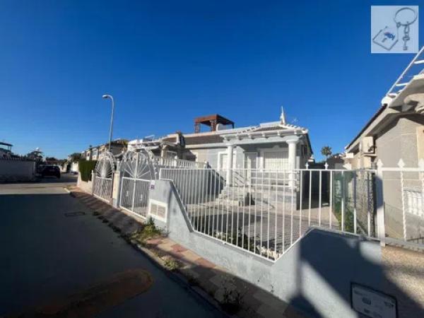 Chalet pareado en paseo de la Castellana