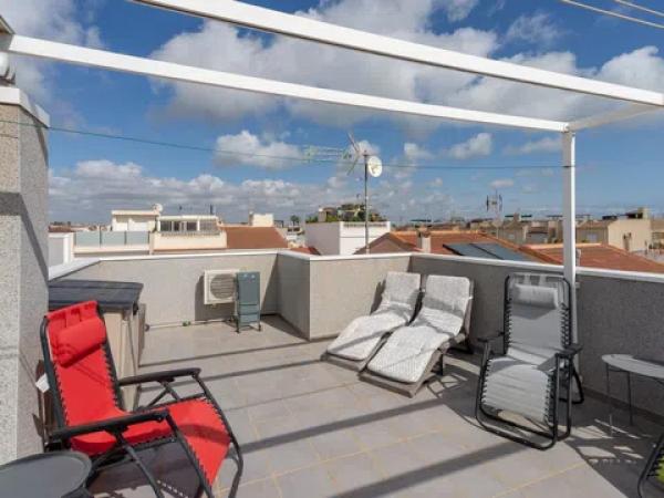 Chalet adosado en calle Liszt