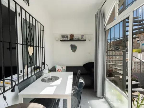 Chalet adosado en calle Liszt