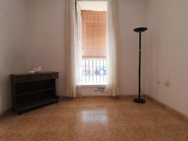 Casa independiente en calle Patricio Perez