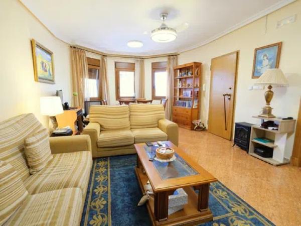 Chalet en Barrio Los Balcones - Los Altos del Edén