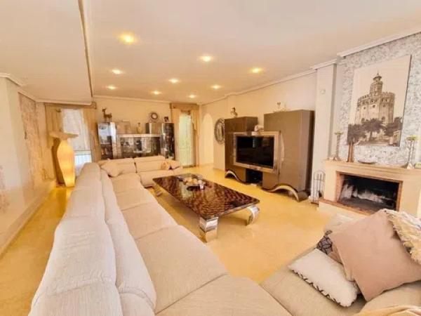 Chalet en Barrio Cañada del Molino