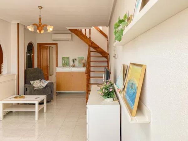 Piso en avenida Notario Juan José Martinez Román