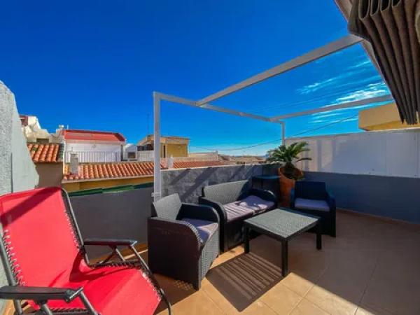 Chalet adosado en pasaje Ceuta