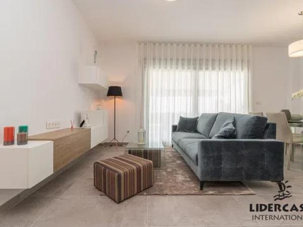 Piso en calle Pego s/n