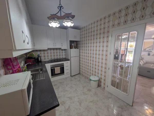 Chalet adosado en calle Pleamar, 6