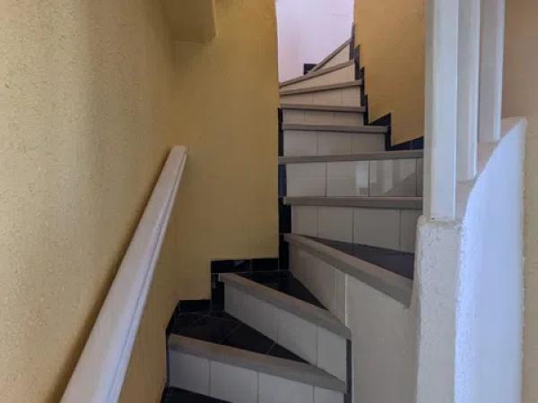 Chalet adosado en calle Pleamar, 6