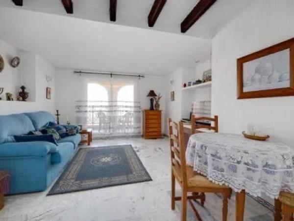 Piso en av. Roentgen, 3