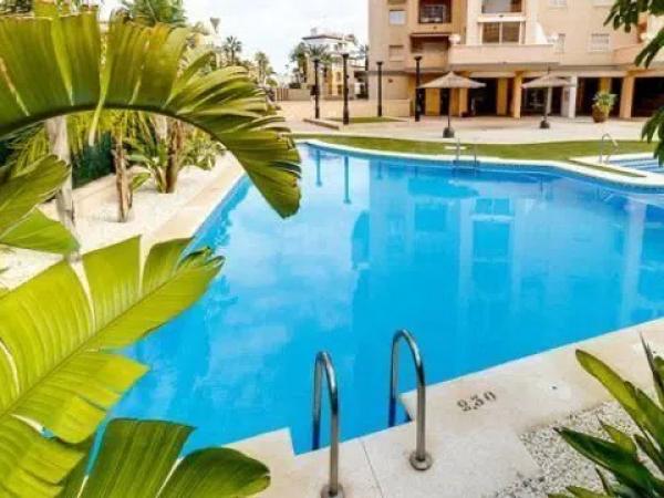 Piso en av. Roentgen, 3